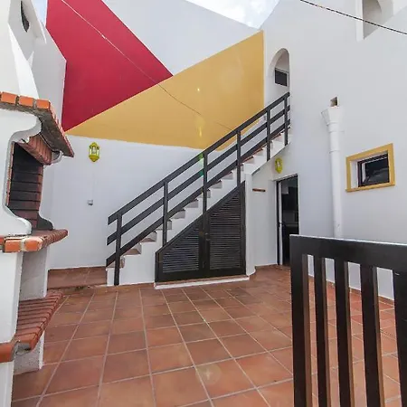 J - Casa Do Farol