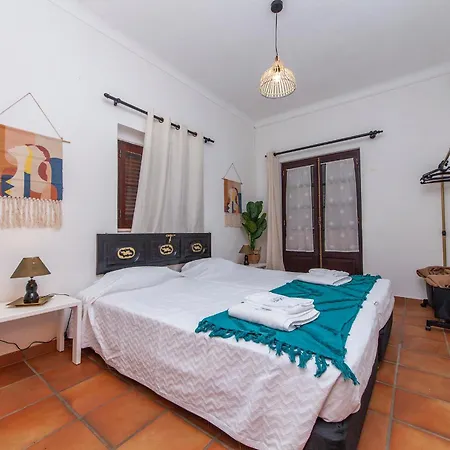 J - Casa Do Farol בית הארחה